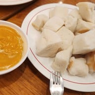 เมนูของร้าน มนต์นมสด เสาชิงช้า