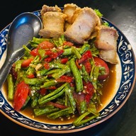 เพชรเกษม