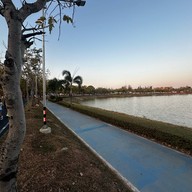 สวนสาธารณะหนองประจักษ์ศิลปาคม