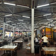 ตลาดโต้รุ่งร่วมจิตร