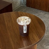 .ant cafe & mini gallery ด็อทแอนท์