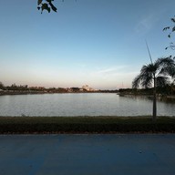 สวนสาธารณะหนองประจักษ์ศิลปาคม