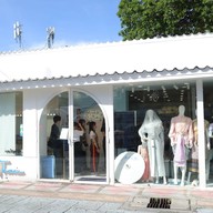 Absolute Thai : Thai Costume Rental