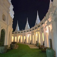 วัดประยุรวงศาวาสวรวิหาร