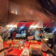 ตลาดแม่ทองดี