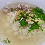 ร้านข้าวต้มปลากระพง