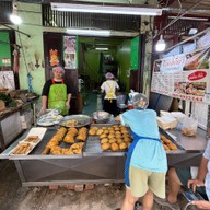 เจ้เกียว อิ่วก้วย  เยาวราช