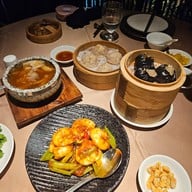 เมนูของร้าน LAOTENG Arnoma Grand Bangkok