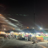 ตลาดแม่ทองดี