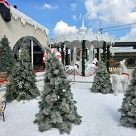 จอมหอม คาเฟ่ ราชพฤกษ์