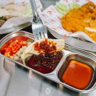 ข้าวมันไก่กับไข่ ข้าวมันไก่กับไข่