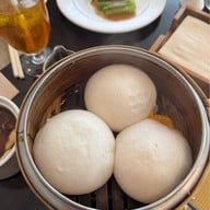 เรือนต้น มณเฑียร สุรวงศ์