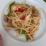 เรือนต้น มณเฑียร สุรวงศ์