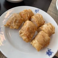 เรือนต้น มณเฑียร สุรวงศ์