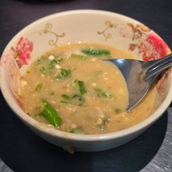 ต้มยำ /ตามสั่ง ทุกอย่าง 40 ปากซอยท่าดินแดง 10