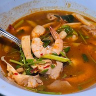 ต้มยำ /ตามสั่ง ทุกอย่าง 40 ปากซอยท่าดินแดง 10