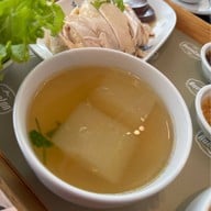 เรือนต้น มณเฑียร สุรวงศ์