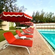 The Standard, Pattaya Na Jomtien