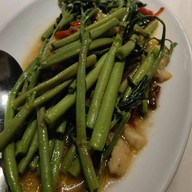 ฮั่วเซ่งฮง เซ็นทรัลอีสวิลล์