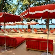 The Standard, Pattaya Na Jomtien