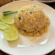 อิ่มอุ่น ณ พัทยา อิ่มอุ่น ณ พัทยา