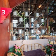 โรงบ่มปัวคาเฟ่แอนด์อีทเทอรี่