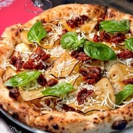 เมนูของร้าน Pizza Massilia ร่วมฤดี