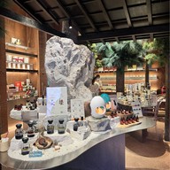 Divana Signature Cafe emsphere