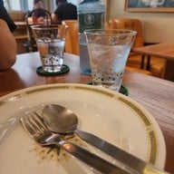 บรรยากาศ แจ่ม - ถนนจันทน์