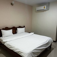 Your Place โรงแรม ยัวร์เพลส นครพนม