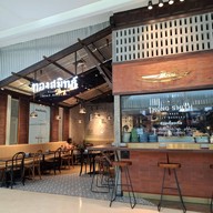 ThongSmith Central Embassy ชั้น 5