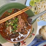 น้ำเงี้ยว ป้าสุข