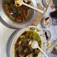 YONNY鱼你 Central Pinklao