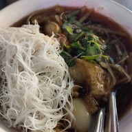 เมนูของร้าน หนึ่ง กระเพาะปลา หม้อเดือด ตลาดกลางลาดสวาย ลำลูกกา