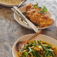 ปูบ้านอุ้ม สัตหีบ