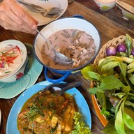 2459 ขนมจีน อาหารตามสั่งพื้นเมือง ส้มตำ