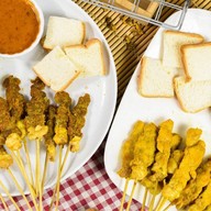 เนื้อสะเต๊ะสองพี่น้อง - Gloden Town Halal food