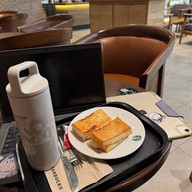 Starbucks โรบินสัน สุพรรณบุรี
