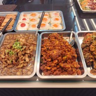 ข้าวราดแกงพริกแกงใต้