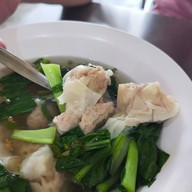 ⭐️ สมใจหมูกรอบ ⭐️ - กะเพรา กะเพราถาด ตำเส้นเล็ก ลาบ ยำ ข้าวหมูแดง หมูทอด ไก่ทอด เกาเหลา ต้มเลือดหมู ตามสั่ง เกี๊ยว บะหมี่หมูแดง หมูแดง หมูกรอบ ต้มยำ แซ่บ ขาหมู หม่าล่า คั่วพริกเกลือ หม้อไฟ มาม่า ต้มยำหม้อไฟ สุขสวัสดิ์ จัสฟู้ดสุขสวัสดิ์