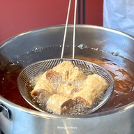 เหลาซิก หอยจ้อปูทะลัก เยาวราช