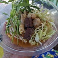 ร้านเราขนมจีนบุฟเฟ่ผัก ศาลากลางจังหวัดเพรชบูรณ์