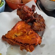 เมนูของร้าน โกจ้อย ขนมจีน ไก่ทอด