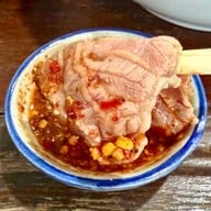 เมนูของร้าน มังกรเนื้อตุ๋น ก๋วยเตี๋ยวเนื้อตุ๋น-หมูตุ๋น