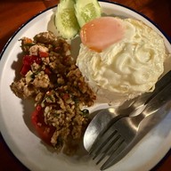 แคมป์ยาร์ด-Camp Yard สาขาเดียว