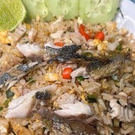 ครัวบ้านแม่ สุรนารี สุรนารี