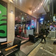 หน้าร้าน Tiger is Coming Beer & Eatery