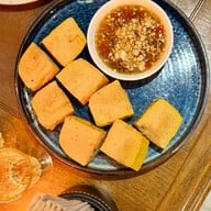 ข้าวต้มหลบมุม สูตรอาม่า สไตล์แต้จิ๋ว สาขาเพชรพระราม