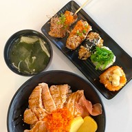 นิกิริ ย่างไฟ(บ้านซูชิเมืองทอง) สาขานครศรีธรรมราช