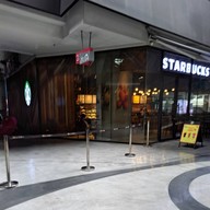 หน้าร้าน Starbucks สยามสแควร์วัน